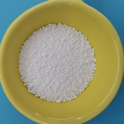 Les particules blanches saupoudrent pour le benzoate de sodium CAS 532-32-1 d'additif