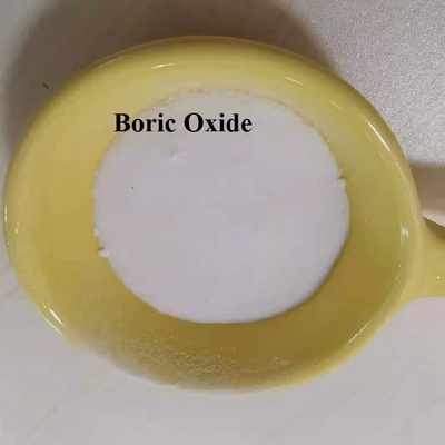 L'oxyde borique de bore d'anhydride saupoudrent Crystal CAS blanc 1303-86-2