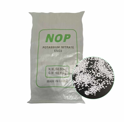 Nitrate de potassium de grande pureté de granulé 99,8% 7757-79-1 granulaire pour les feux d'artifice et le verre optique