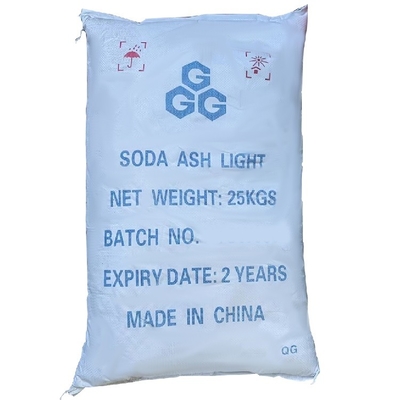 La soude Ash Light de 99%, le sodium blanc de poudre carbonatent CAS Number 497-19-8