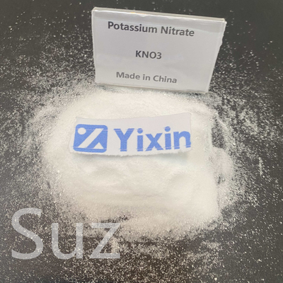 Forme prismatique incolore de nitrate de potassium en poudre cristalline Pureté min. 99% Application d'émail