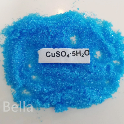Additif alimentaire cristal bleu 98% 96% CuSO4·5H2O Pour la volaille, sulfate de cuivre pentahydrate Pour l'électroplatement
